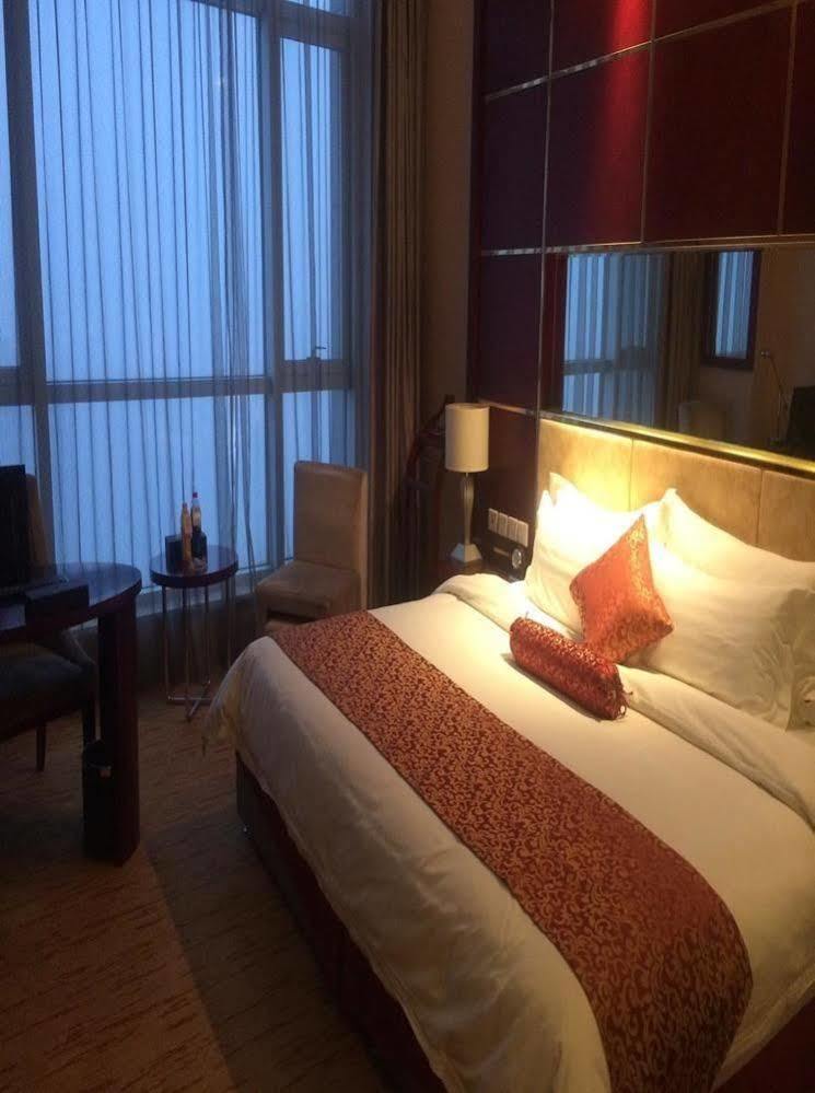 Shijiazhuang Shen Zhou 7 Star Hotel Exterior foto